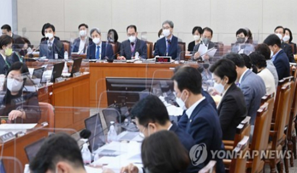 정부, 공공형 줄이고 사회서비스형·민간형 중심으로 개편 추진 김원이 의원